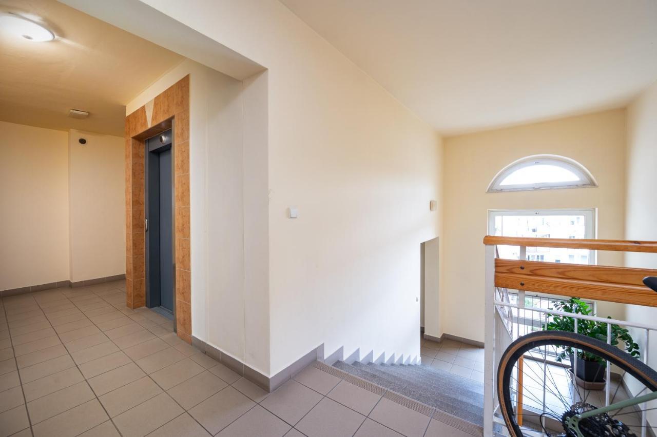 Bluszczanska Comfort Apartment Варшава Екстер'єр фото